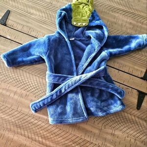 Baby robe